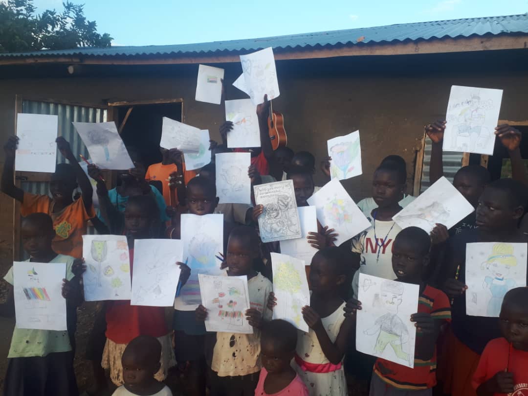 ICANSouthSudan3's tweet photo. We are back to Planting Seeds of Love (Art and Drawing Program) Sponsored by @PamDonkin13 The cognitive, emotional, social and physical development of a child @PeaceTechLab @RadioMiraya @unicefssudan @oxfamibis @OxfaminUganda @Oxfam @refugeelawproj @ChildMusicNetwk https://t.co/kCkTZpzwOs