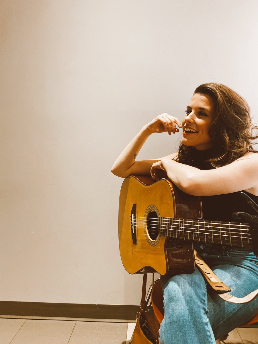 brittymusic's tweet photo. Forever grateful to @deltacreekmusic for having this little gypsy on the road this year. You guys reignited my love for guitar, singing and playing music. I’ll miss you my brahs. Until 2020.
Gros merci @bobbybazini for having us all ✨
.
.
#deltacreek #country #quebeccountry https://t.co/s3ximUn9Kj