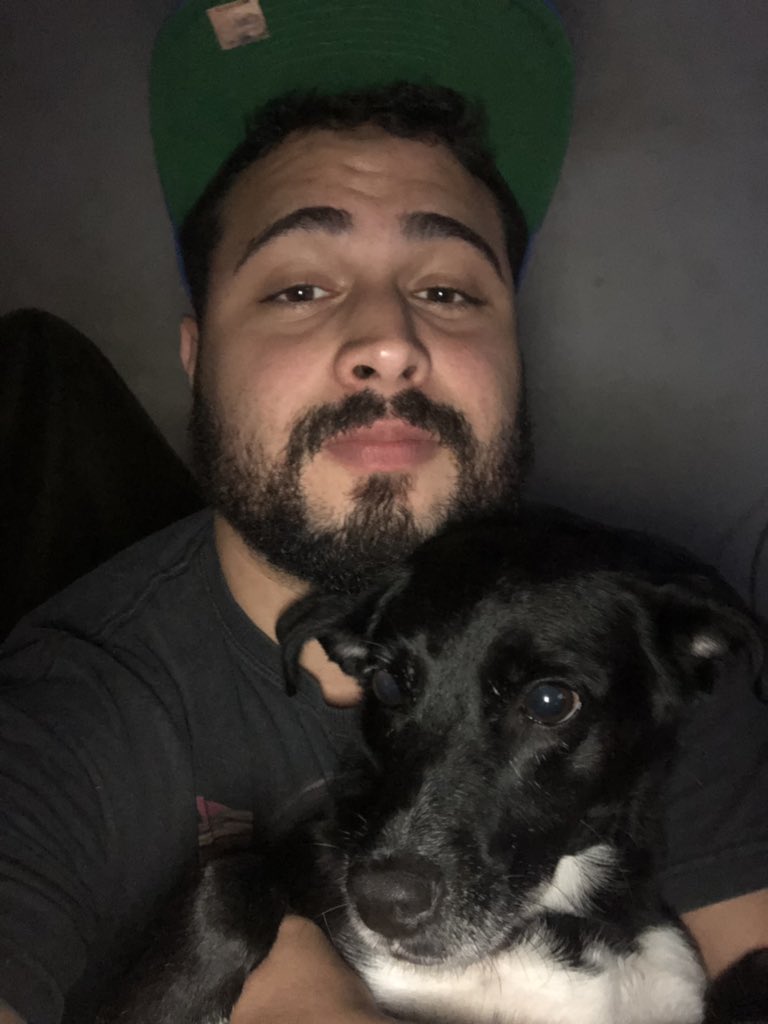 DalvanFarias's tweet photo. Esposa querendo dormir e eu gritando hahahaha .... #ECSnaBTS #mibr https://t.co/Ah4jO6lDfB