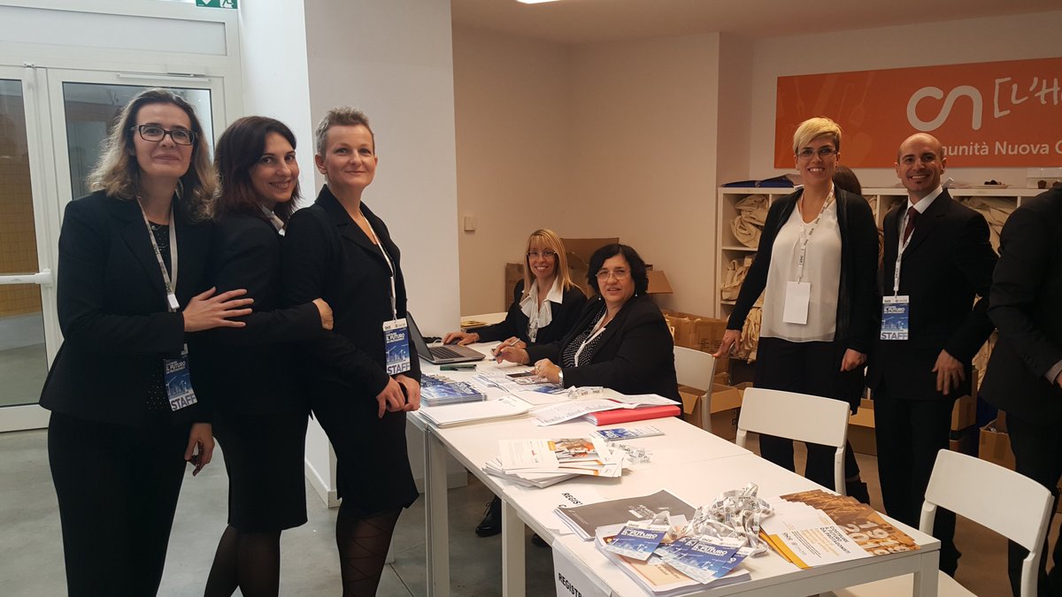 #100anniCassaEdileMilano 
Giornata di premiazioni oggi a Milano, ultimo di tre giorni di festeggiamenti per il centenario dalla fondazione di CassaEdile. <a href="/EsemCpt/">ESEM-CPT</a> si congratula con tutto lo staff organizzativo CEMI per l'impegno e la cura nei dettagli della manifestazione. Bravi!