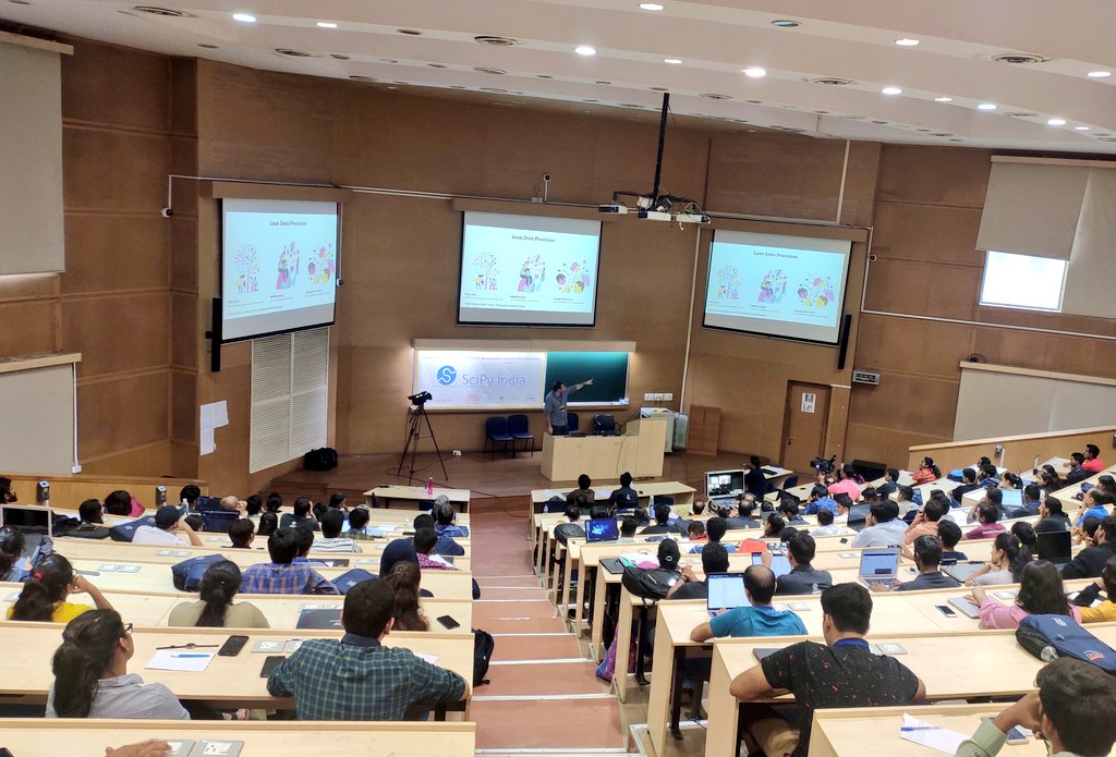 jithinbp_'s tweet image. @MDroettboom delivering a fun keynote on his data science journey from music to astronomy to Mozilla
@SciPyIndia 
#scipy2019 #Pyodide #Python