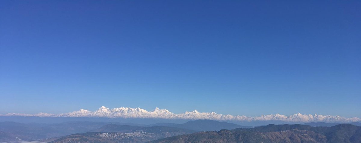 Bharati09's tweet image. Nanda Devi emerges. These spectacular Himalayas! We are lucky to live on this beautiful planet. But the planet will be lucky if it stays beautiful despite us. #SaturdayThoughts #SaturdayMotivation