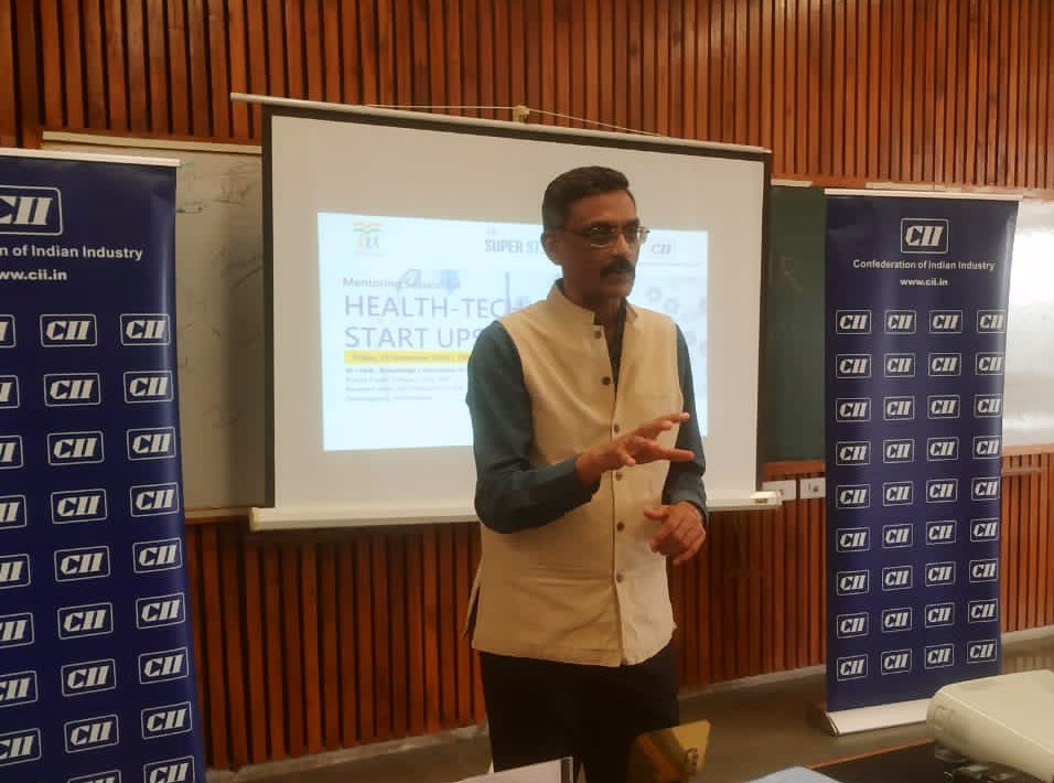 CIIEvents's tweet photo. #Healthtech startups&innovations r looked at w/ very positive approach as sector has several problems 2 be addrsd.There is great scope 4 #Geriatic healthcare startups w/ increasing avg life of Indian pop~Sanjay Randhar,MD,GVFL Ltd at CII #SuperStartupSeries on Health-tech #CII4WR https://t.co/D3pdDBrymm