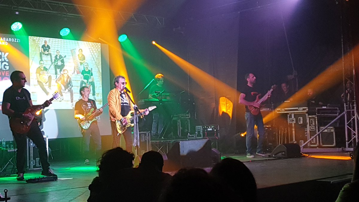 seta_daniel's tweet photo. Milano #Carcere Minorile Beccaria #Bisceglie #TeatroPuntozero, con la #simspe #talkshow su malattie in carcere #psichiatria #infettivologia con Ass.Welfare Lombardia Gallera, Pres.Farmindustria #Scaccabarozzi.Poi bel concerto #JCBand #vascorossi #janssen Bella esperienza umana https://t.co/qlEDijjTVD