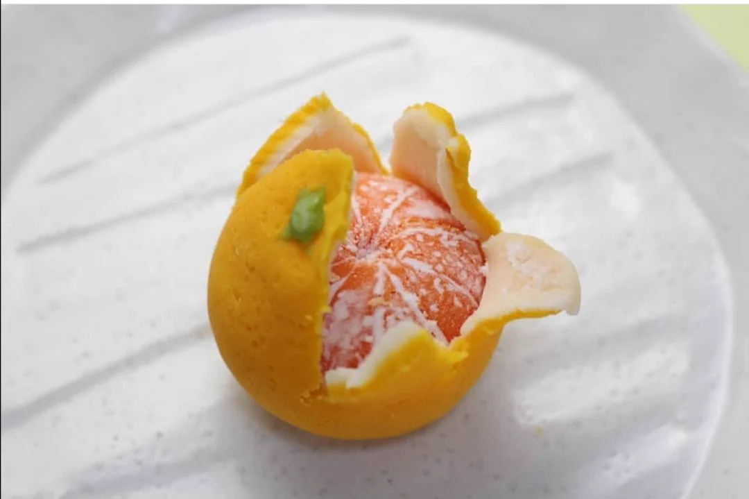 和菓子です！と書いてあっても、本物のミカンにしか見えない上生菓子がすごい！