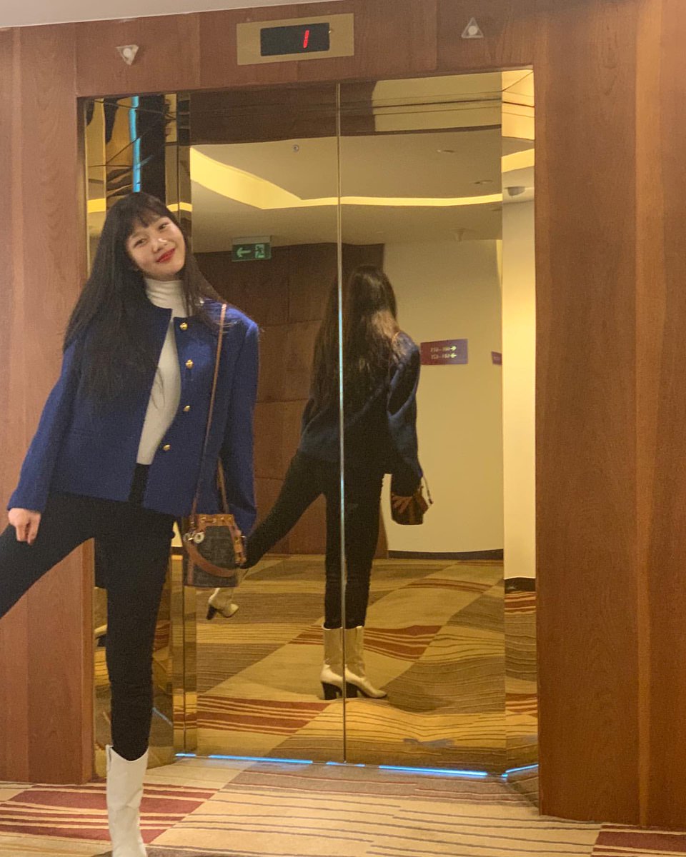 ꒰🖇✧ ° magda upchar꒱. ╰┈─➤joystgrm191130 Joystagram #redvelvet #레드벨벳 #Joy #조이 #MAMAVOTE RVsmtown 헤😁https://www.instagram.com/p/B5epn1PhE41