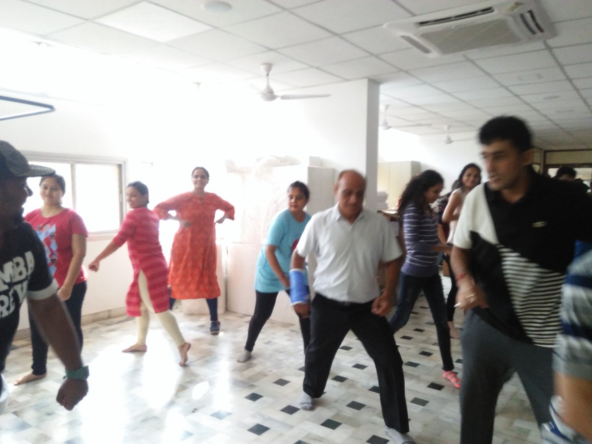 Compucare28's tweet photo. Our entire team enjoying the Zumba Dance Session by Mr. Sagar Sonvane - Choreographer from Oceano Dance World!

#oceano #team #world #zumba #mr #session #healthyoga #saturdaysession #zumbadance https://t.co/er8D4E4hEx