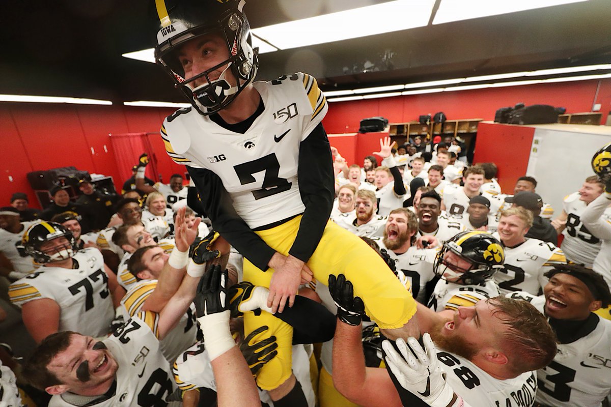 https://hawkeyesports.com/galleries/football/fball-iowa-27-nebraska-24/7442...