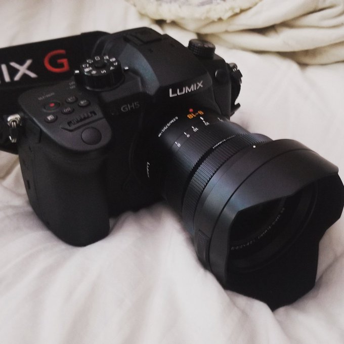 Upgraded to the GH5!! 🎬📽📸 And I got a bad ass new wide angle lens for POV 🔥👍🏼😊 https://t.co/UIeb9H5b<a href="/tag/redcarpet"class="tags"><span>#redcarpet</span></a><a href="/tag/pornstar"class="tags"><span>#pornstar</span></a><a href="/tag/avn"class="tags"><span>#avn</span></a>