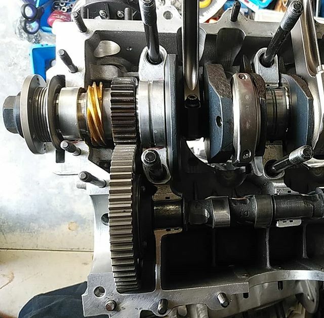 PrivaterBus's tweet image. 飽きたから組むか。
#vwengine #aircooledvw #物置ビルダー ift.tt/2R77YJU