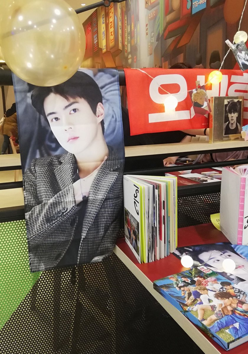 oohlee98's tweet photo. Going back home from #PartyHardwithChanHun @ Nu Sentral ❤️ Thank you for organising 😊 Jumpa ramai kawan baru tadi hehe https://t.co/BcCuGER3lp