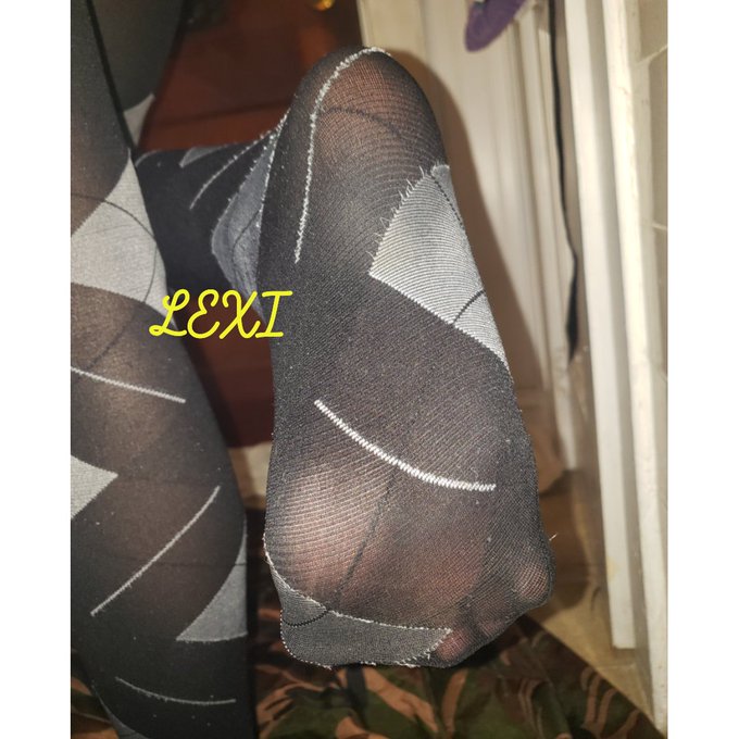 Sweaty argyle thigh high stocking https://t.co/Dq89x6K2Zh<a href="/tag/sweatyfeet"class="tags"><span>#sweatyfeet</span></a><a href="/tag/stinkyfeet"class="tags"><span>#stinkyfeet</span></a><a href="/tag/ankleboots"class="tags"><span>#ankleboots</span></a><a href="/tag/thighhighstockings"class="tags"><span>#thighhighstockings</span></a>