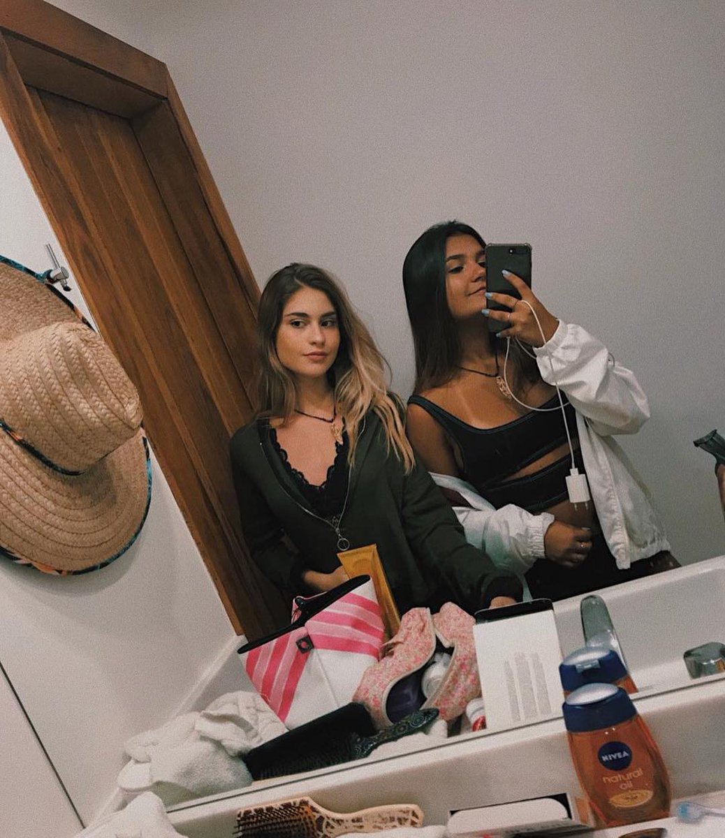 Ne yаpаrsаn yаp, pişmаn öleceksin. Belki yаptıklаrındаn, belki de yаpmаdıklаrındаn…”

   0537 933 2093 

#Edirne escort
$Edirne $Enez $Havsa
$Keşan $Lalapaşa $Merkez
$Uzunköprü escort esc