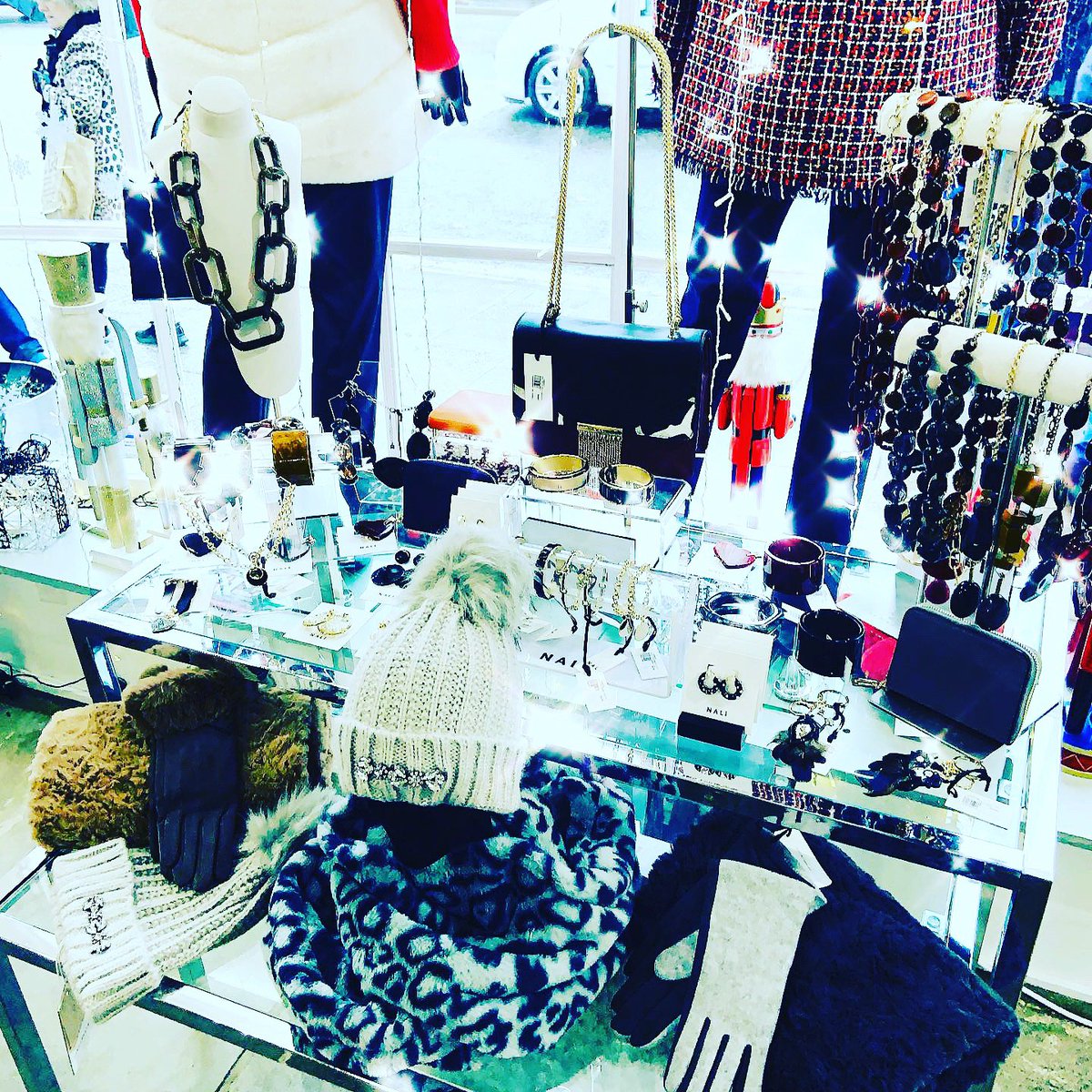 BLACK FRIDAY starts 10.00am today!! 3 for 2 all ACCESSORIES and 25% off WINTER COATS - ends Monday <a href="/TenterdenTown/">My Tenterden</a>