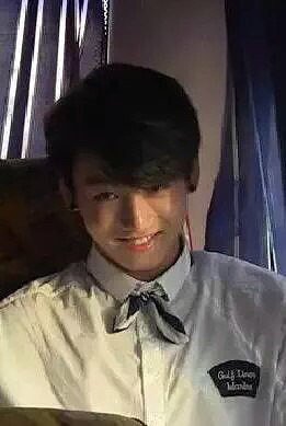 69error404's tweet image. в 9 утра в кино ходят какие-то извращенцы 
Я с друзьями в кино в 9 утра :