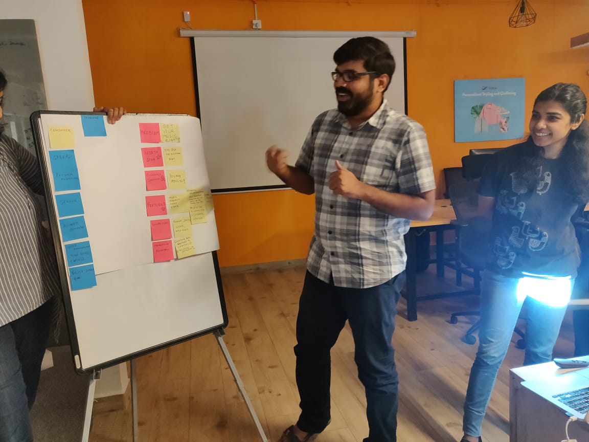 MadStreetDen's tweet photo. Fun, hands on learning at our #WomenWhoCode workshops are guaranteed! Today’s workshop on building products was led by Janet Rajan, our Director of Product and Ishita Karbelkar, our Associate Product Manager - we’ve got many more workshops lined up for 2020, so stay tuned! 🌟 https://t.co/BYBln3JeTE