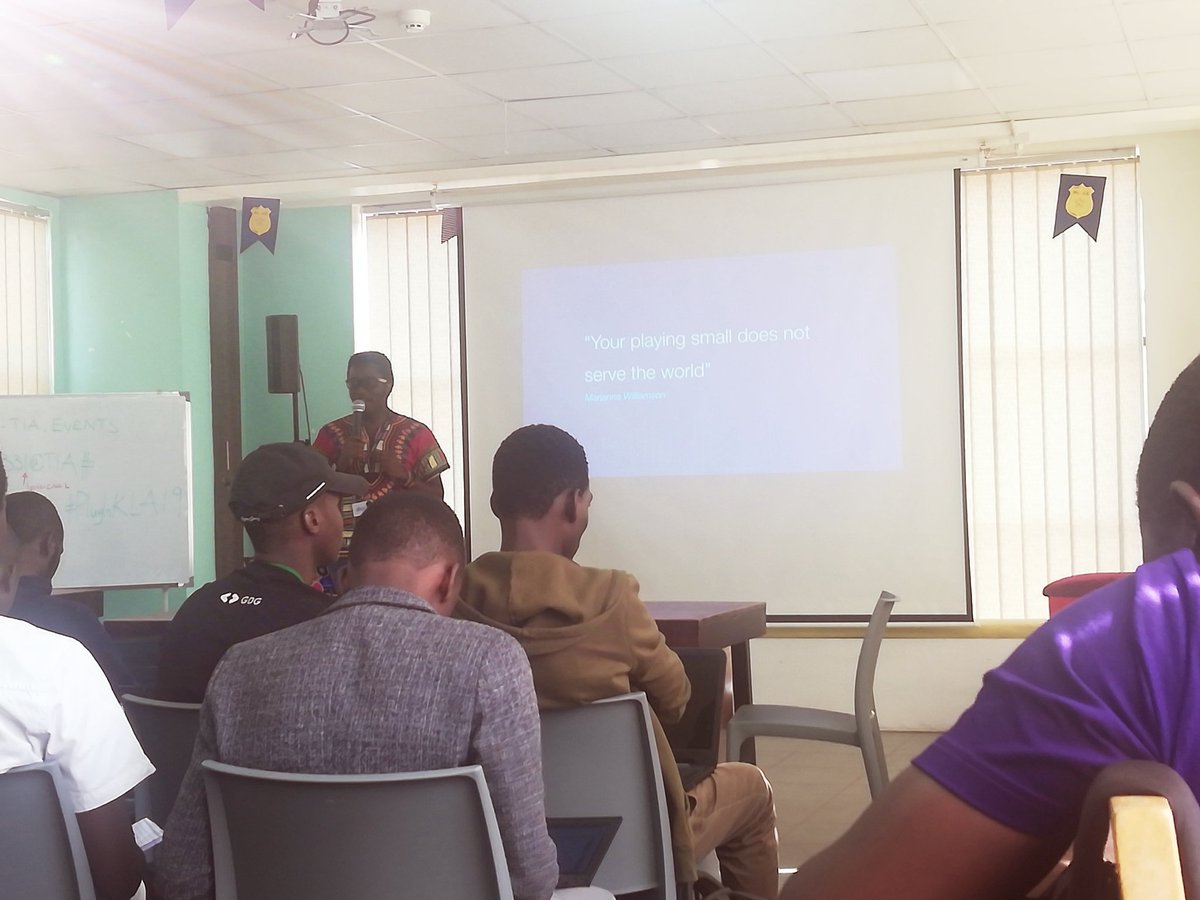 ellywinmichael's tweet photo. Williamson Facebook Developer circles lead... Sharing the new course of action to bring Uganda to the top. @DevCKla @Andela_UG #PlugInKLA19 https://t.co/MVuGyjC0Qw