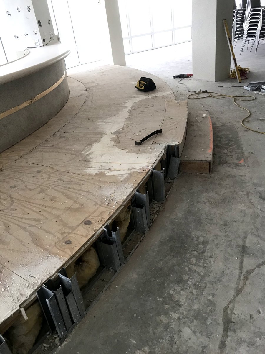 ObcTrim's tweet photo. Extending radius bar deck to allow booths.#carpentry #trimcarpentry https://t.co/AwcRiTozEk