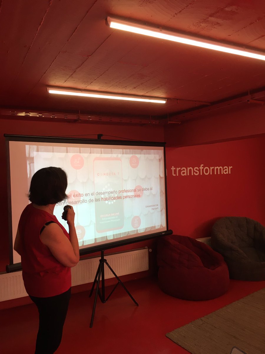 Hoy la generación 2019 de Academia Ada Lovelace presenta su #pitch final💥💪🏼