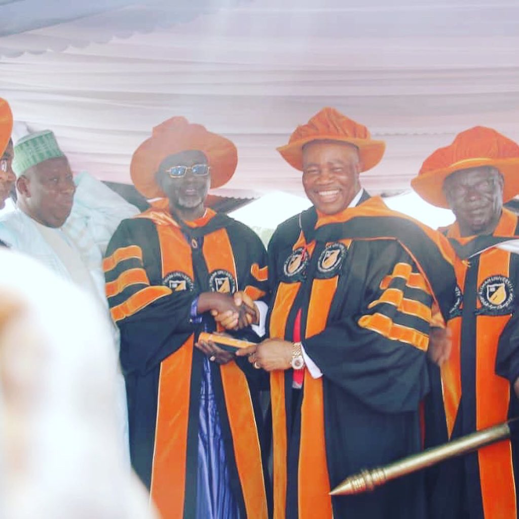 akstrending's tweet photo. #RitmanUniversityConvocation
The Vice Chancellor of the Institution, Senator Akpabio made the conferment of doctorate degree of science on Alhaji Ibrahim Shekarau and Sir Effiong Daniel Ikpoto for business administration. https://t.co/6VgZX4ujpb