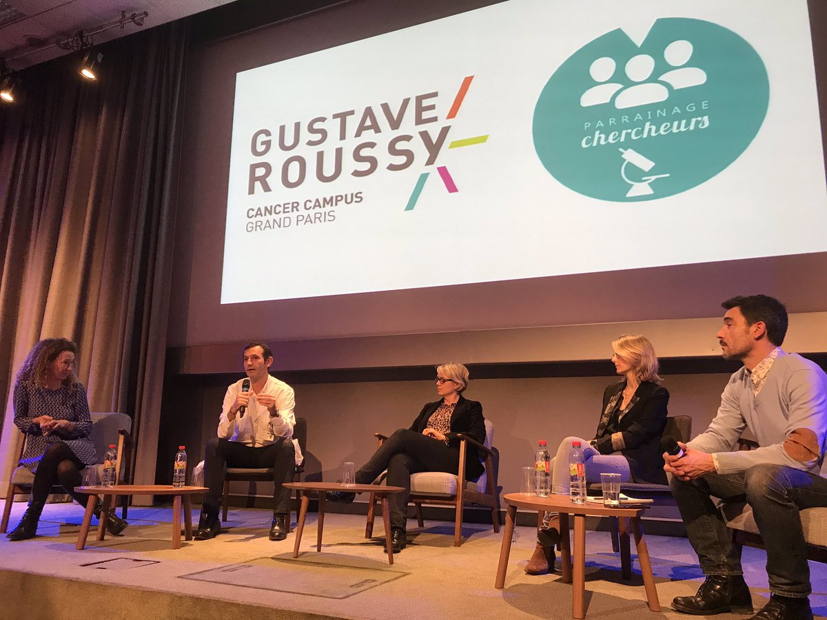 PdeLongevialle's tweet image. Table ronde @GustaveRoussy, quand nos médecins chercheurs partagent leurs avancées devant les parrains et marraines qui les soutiennent de manière régulière. #ProgrammeParrainage #cancer #GustaveRoussy @BenjaminBesseMD @FannyJaulin @AlexandraLeary1