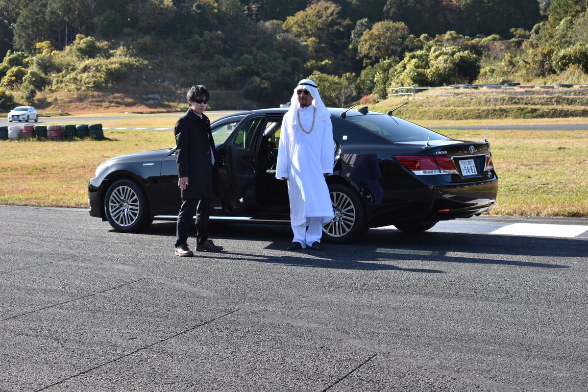 T T3 神斑艦隊出撃e1 鈴鹿サーキット痛車フェスティバル 一言で言うなら 石油王を護衛するために大量の警察車両が導入された