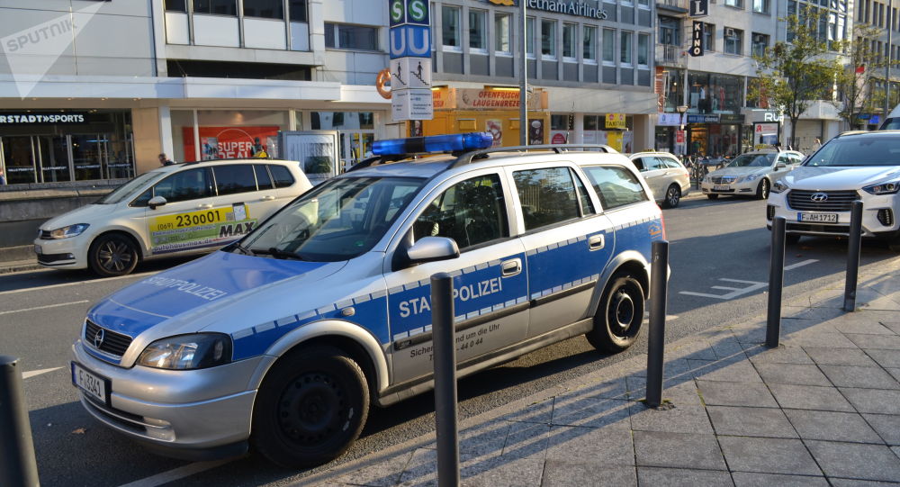 sputnik_afrique's tweet photo. La police a annoncé avoir interpellé une personne 
https://t.co/eO6JFz281L

#Buchholz #Allemagne #BasseSaxe https://t.co/KXsniQYqRJ