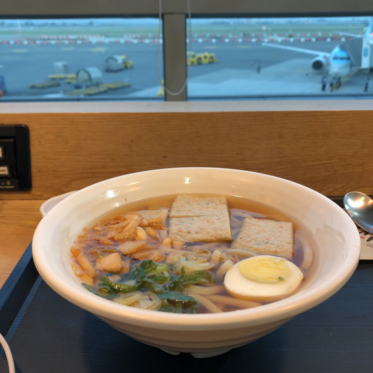 moeppp51's tweet photo. 韓国で食べたうどんおいちくなかった https://t.co/miToXONM24