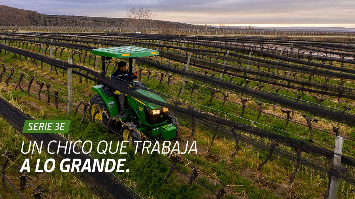 El tractor Serie 3E es angosto y versátil, perfecto para trabajar en cultivos especiales y realizar todas las tareas de mantenimiento para tu campo 💪. 
Especificaciones Técnicas: bit.ly/2XZjBnJ.
Planes de financiación en cheques y pesos: bit.ly/2R5Mqx7.