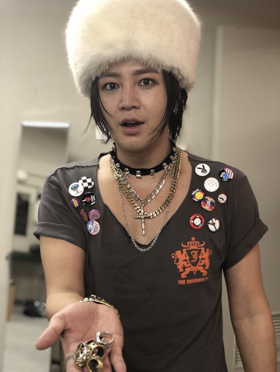 hanamamamania's tweet photo. 2年前の今日はVoyage札幌✈️
超神席からのファンサも貰えて忘れられない公演…早くチングとあちこち遠征に行きたいなぁ💕 #D180 #장근석 #今でもドキドキする思い出💓 https://t.co/eugRoZRORE
