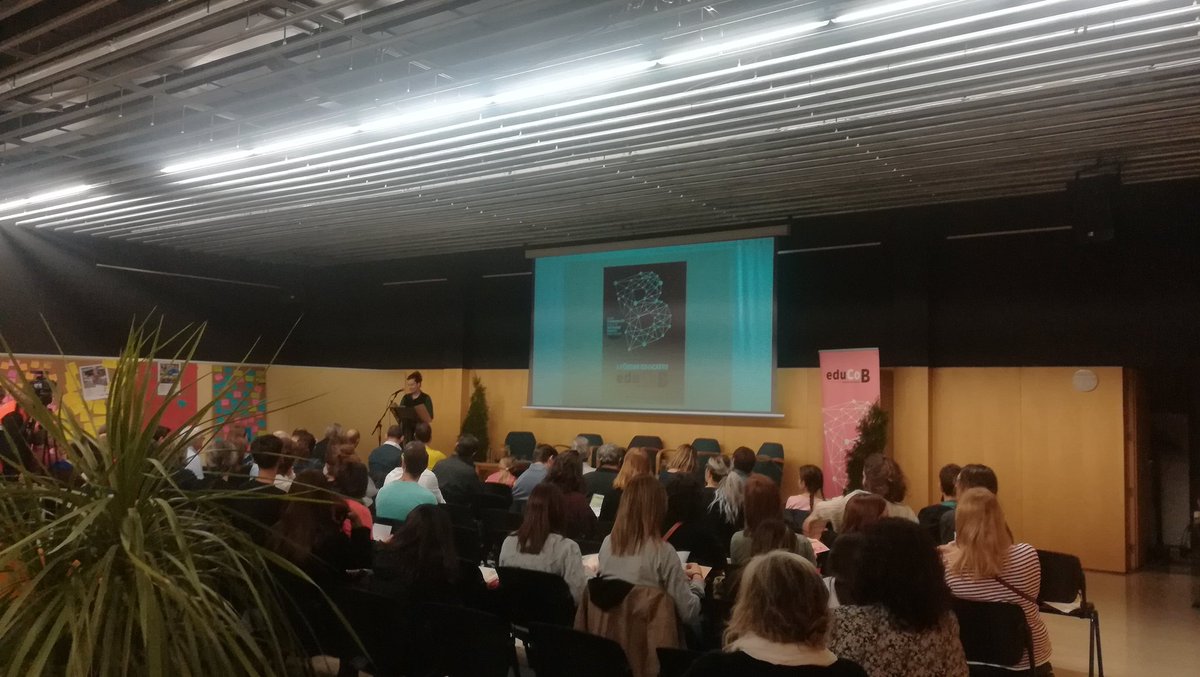 eduCoB_PEC_BdV's tweet photo. El fòrum educatiu de Barberà #educoB comença!! https://t.co/SSuHy4v5hg