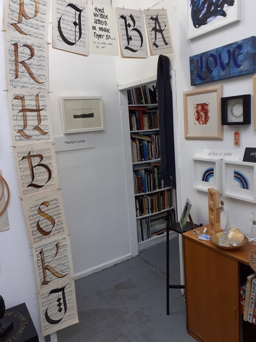 BrianTheScriber's tweet photo. My studio is ready...Open studios today @CrossStreetArts Come & see our fabulous hidden gem...Also the preview of our #ColourinAbsence exhibition & Standish's wonderful Christmas Markets #art #studiolife @StandishVoice #wigan #christmasgifts #Christmasshopping https://t.co/Jf0SIFkDvA