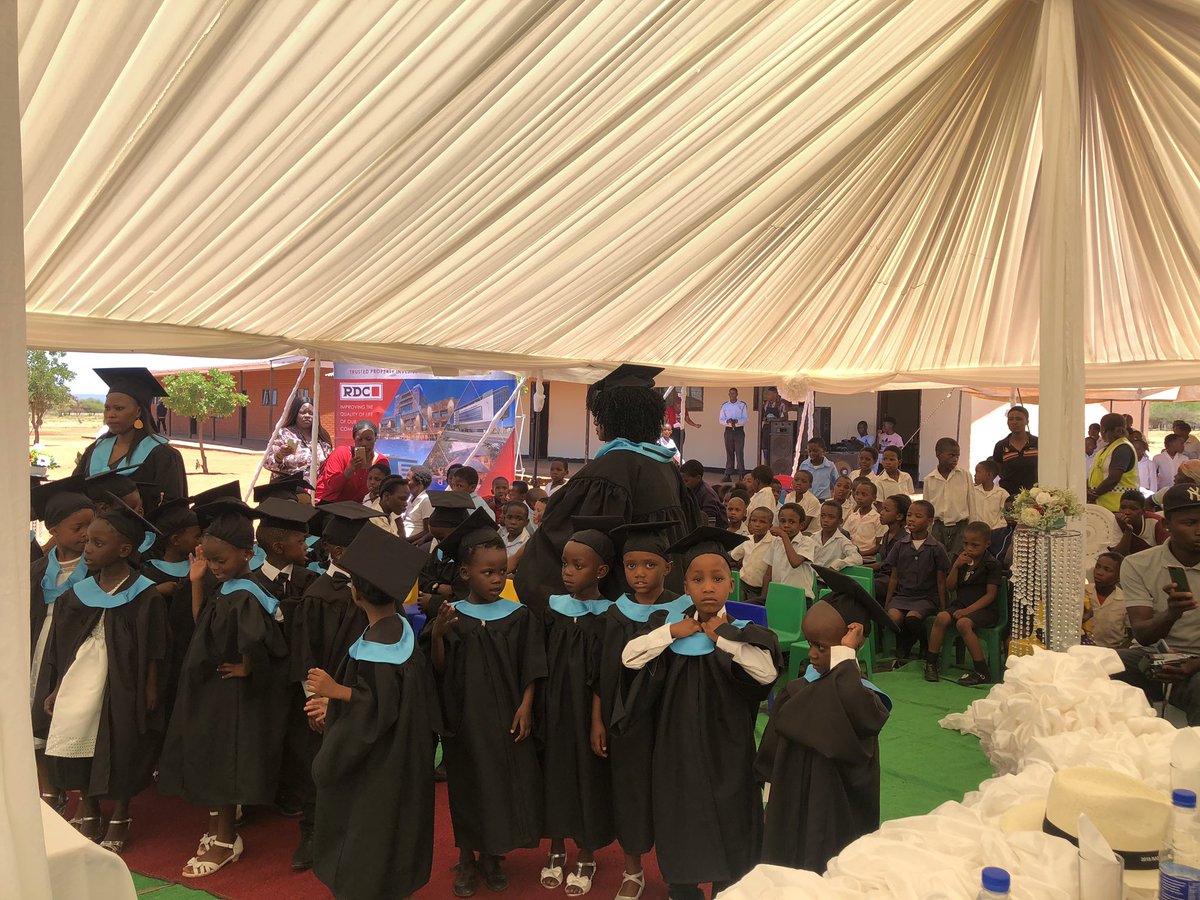 Guido_Giachetti's tweet photo. @realestate_bw We are so pleased to have donated this new classroom block to Ngwapa Primary School. An happy school ! Thank you all for your contributions! https://t.co/PPtZnoZE5J