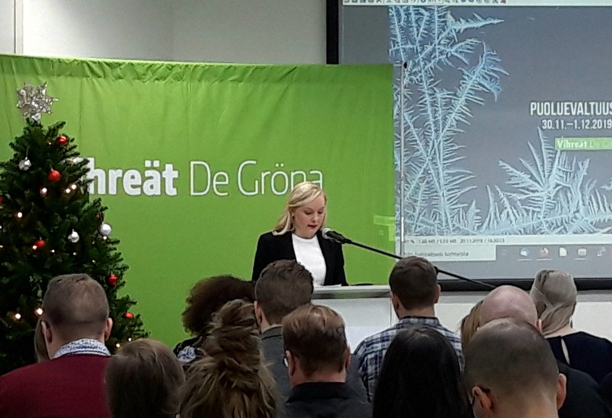 MeriLumela's tweet photo. Vihreiden puoluevaltuuskunta koolla Turussa. Maria Ohisalon hieno avauspuhe. #vihreat https://t.co/grqRvj3bM6