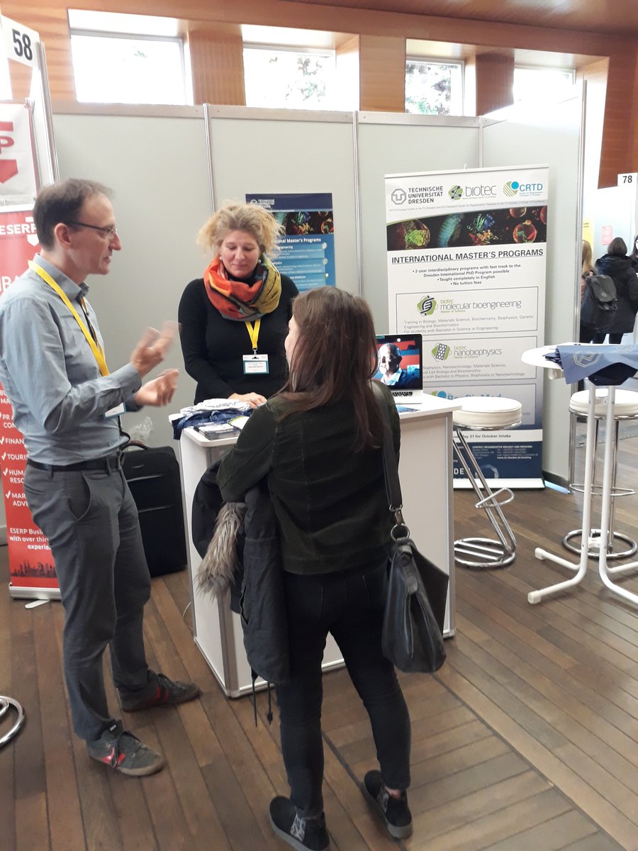 CRTDpress's tweet photo. The teaching team is at the Frankfurt #MasterMesse! Talking to very interested potential candidates. @tudresden.de @BIOTEC_TUD @BCUBE_TUDresden #cmcb https://t.co/EwhY7PgrNZ