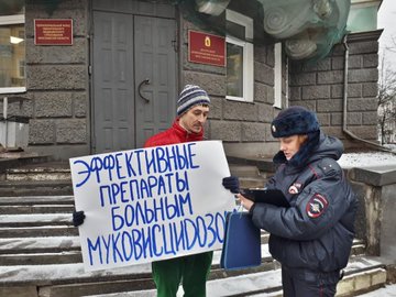 В России прошла масштабная акция против развала медицины: есть задержанные