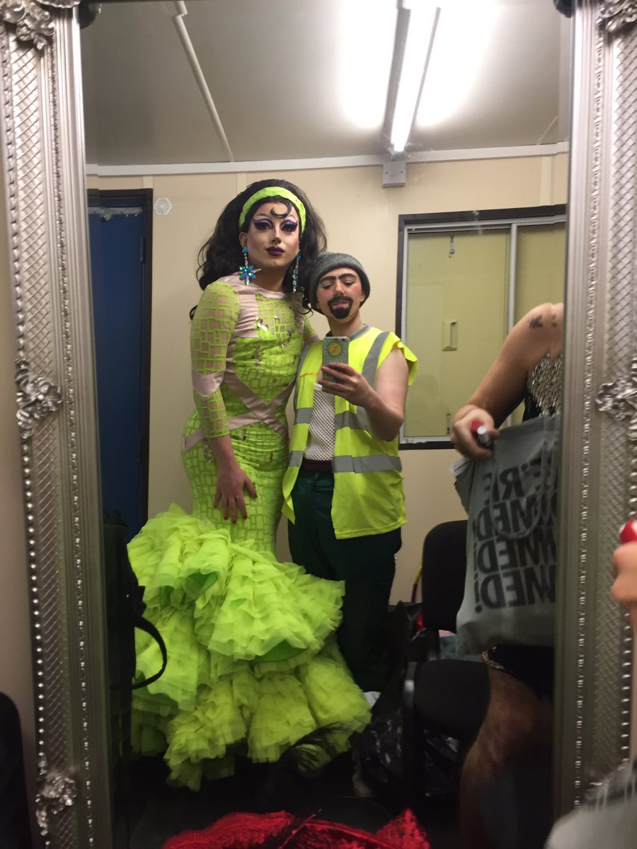 tarastaunton's tweet image. Fabulous time being Richard Missing at @BigDragPageant @XmasSpiegeltent Liverpool!! What a great show and amazing performances from everyone 👑❤️