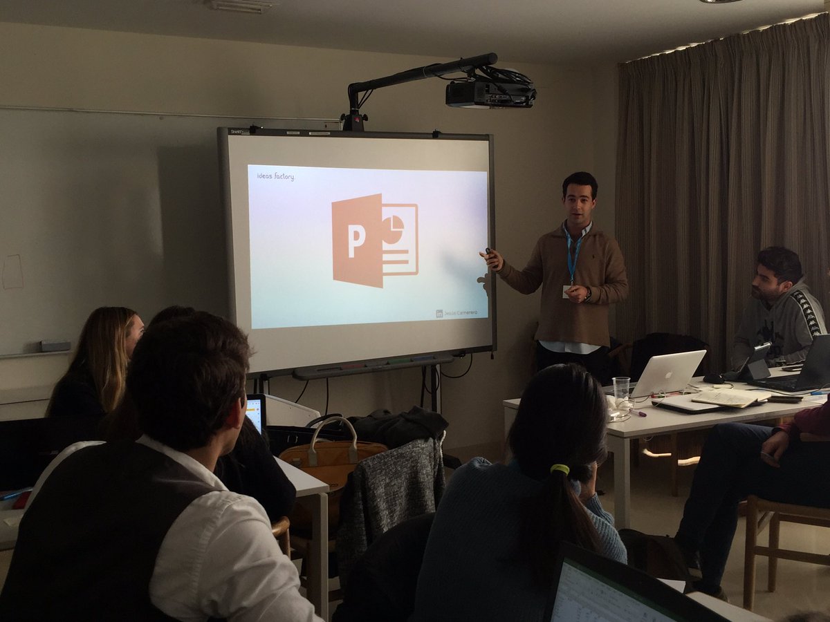ideasfactory_es's tweet photo. Primer ágora del día sobre tips para las presentaciones de la mano de Jesús Carnerero, CEO de Live Link 🚀🗣 ¿Cómo vais a presentar vuestras ideas? ¡Jesús os va a dar la respuesta!🙌🏻
#IdeasFactoryUS #SevillaIF @FceyeUs @unisevilla https://t.co/HwdWsLapoT