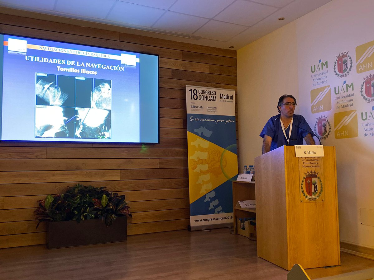 NeuroRaquisHUMV's tweet photo. El Dr. Martin explica en la #SONCAM sobre la importancia de la #neuronavegacion en la cirugía espinal compleja

@SociedadSENEC @HNSRMadrid @HUnivValdecilla @AOSpine @AOSpine_Latam @EANSonline https://t.co/V8kDgoahiw