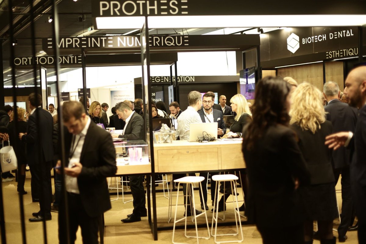 Une belle semaine d'#ADF2019 qui se clôture ! 
Un grand merci à nos équipes, nos partenaires, nos conférenciers et aux nombreux professionnels qui ont fait le déplacement pour découvrir nos solutions innovantes. 
#BiotechDental écrit tous les jours le futur de la dentisterie. 🚀