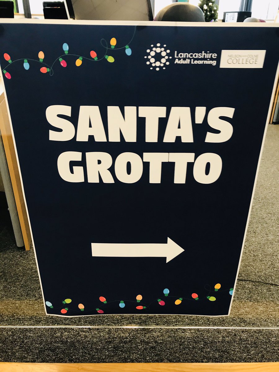 nicolahall332's tweet image. @LancsLearning #festive market in full flow-pop in and say hello to Santa &amp;amp; Elves 🥳🎉 @LancsSocial @KTFamLearning @LALPartnerships @TomGeeLAL @PendleBC @NelsonColneColl  @accrosscollege @anitajhoughton