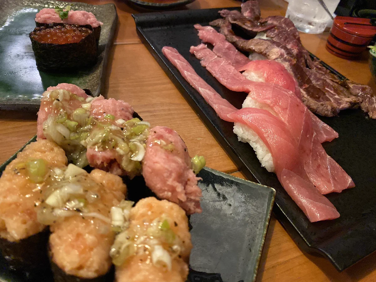アキバにできた「すし酒場　フジヤマ」が凄い！このボリュームで2時間食べ放題で2999円！
