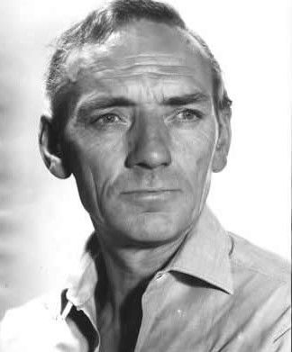 TalkingPicsTV's tweet photo. 12:30 REMEMBERING SAM KYDD (2018) *Subtitles Available* Talking Pictures TV remembers the great British character actor who appeared in over 240 films and countless TV appearances, as we discuss his life and career with his son #JonathanKydd https://t.co/4ebrhcqJLV
