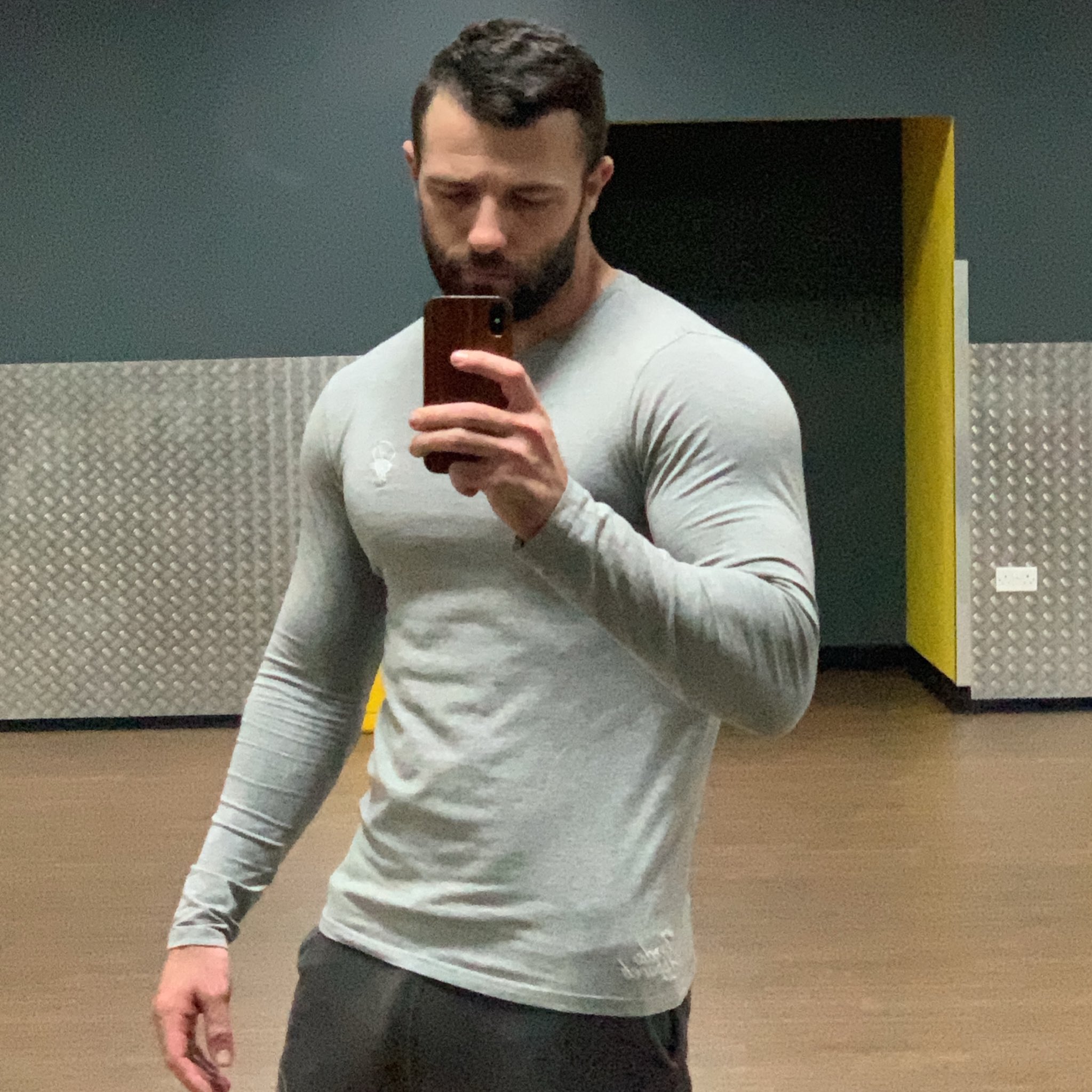 Max Deeds on Twitter: "The loudest person in the room is usually the one compensating the most