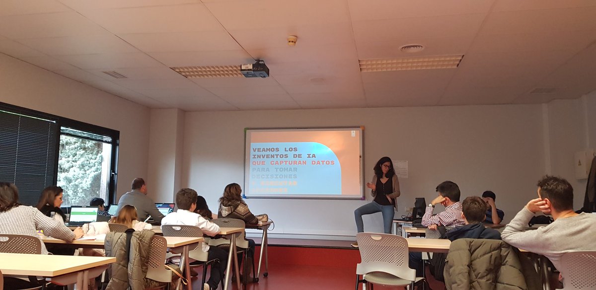 TechnovationAI's tweet image. #AIfamiliesMad #technovationfamilies Hoy @UEuropea #arduinos y con @TomellosoTech @hhkaos  #microbits #JoseManuel #Remedios Y nuestros mentores #Laura #Alberto #Fatima #Alvaro... @TechnovationAI @technovation