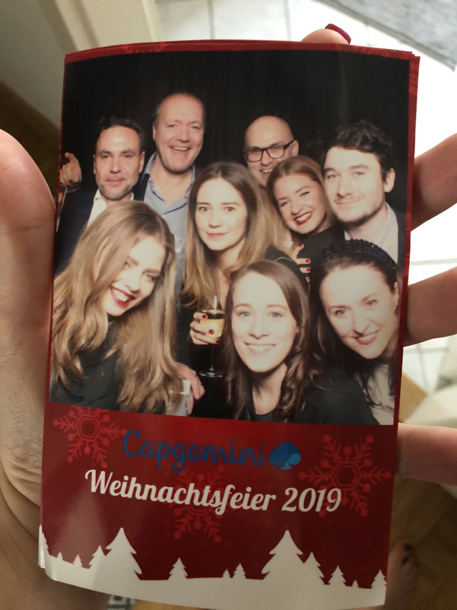Nicola_Ciensk's tweet photo. Legendary @denkubatorin @cfc0001  @iGov_D @_lisanm @PAHanania @cc_radu Georgios &amp; Bianca • Xmas Party @CapgeminiDE das Public Team rockt gepflegt wie immer! 💪🏼💃🏼🕺🏻 https://t.co/jWolgeG1sp