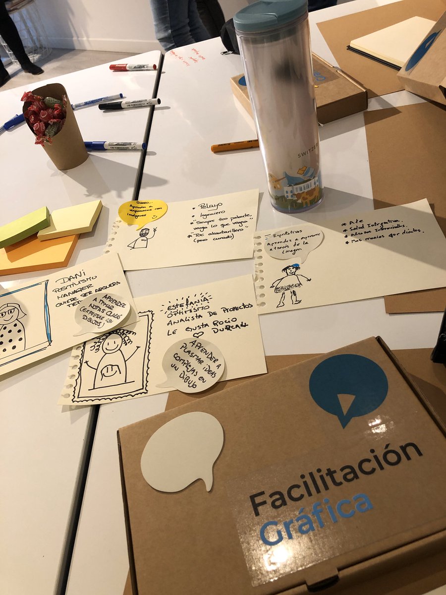 jadziadax's tweet photo. Empezando el taller de facilitacion grafica!!! Arrancando el sabado co onda!!! 😁 #fg11 #twy https://t.co/dhXTDHHIwI