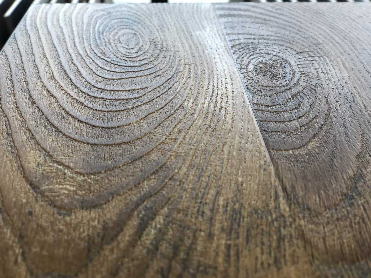 Simplefloorsuk's tweet photo. This English Oak LVT from @hmflooring Natural Oak Collection is absolutely stunning. You can view their Master Craftsman Series at our Showroom.
153a Stafford Road Wallington
SM6 9BN
π02039527464
#mseries #harveymaria #lvt #simplefloorsuk #wallington #oak #flooringshowroom https://t.co/14iN9bJfyl