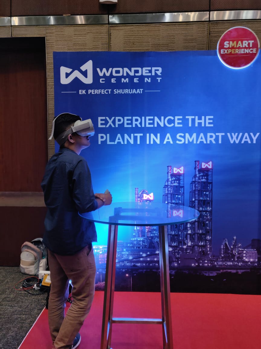 wondercement's tweet photo. A smart shuruaat for our smart dealers family. Introducing the Virtual reality experience of our Wonder Cement plant. #SmartADC19 #SmartADC19inHyd https://t.co/64InjH5NxY