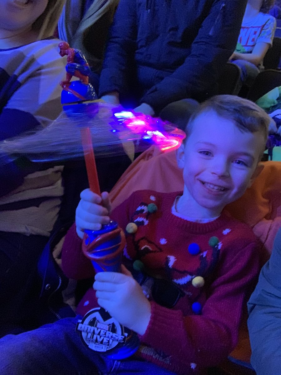 Robert Lynas tweet media